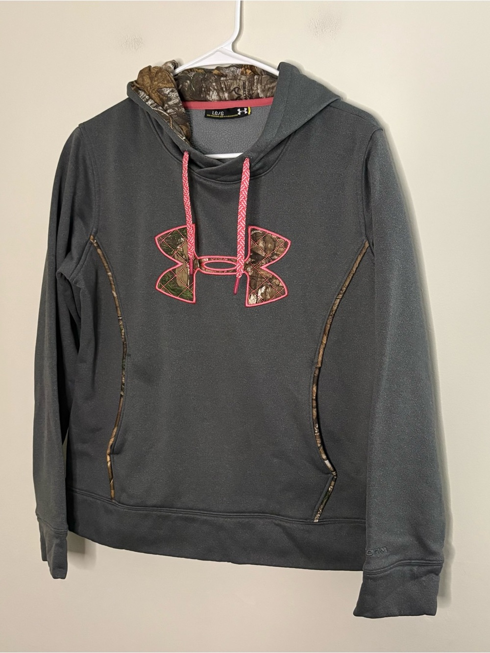 Under Armour Youth Girls Large Hooded Sweatshirt Grey Pink Camo Fall School
